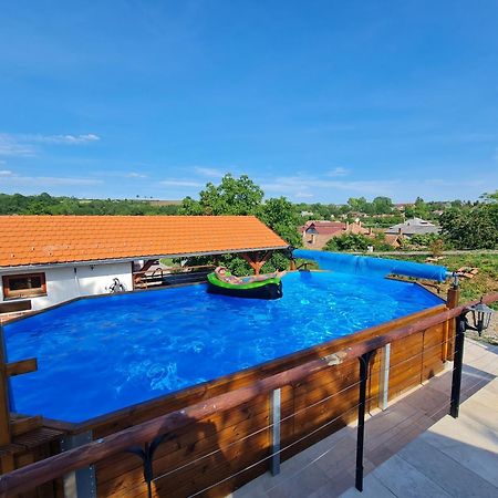 Buzas Pince Vendeghaz Hotel Ecséd Екстериор снимка