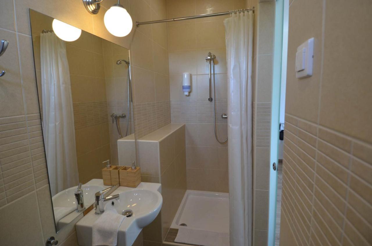 Buzas Pince Vendeghaz Hotel Ecséd Екстериор снимка