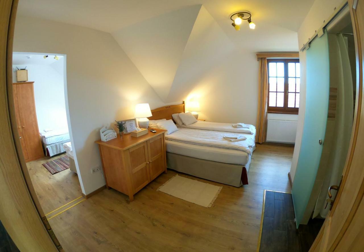 Buzas Pince Vendeghaz Hotel Ecséd Екстериор снимка